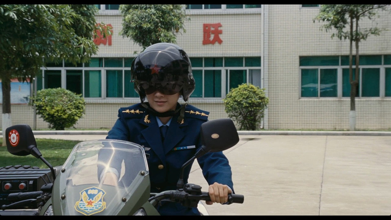 殲十出擊劇照