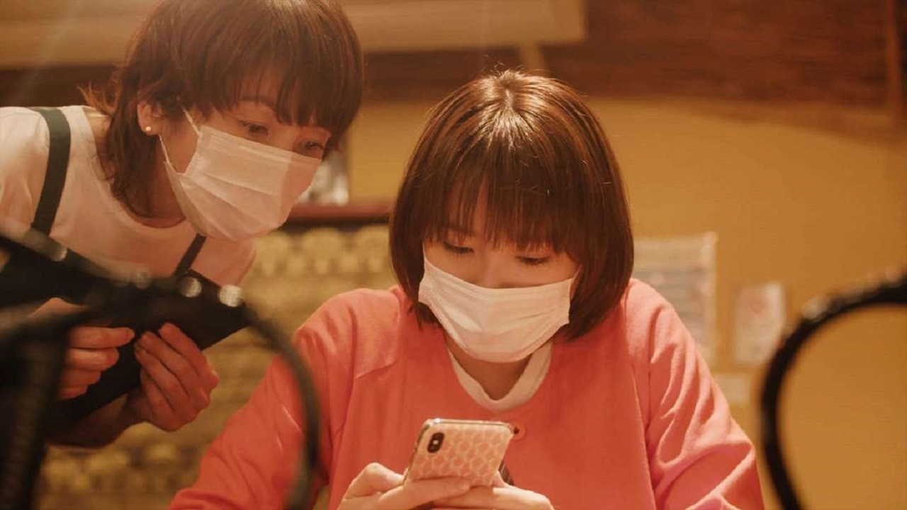 乖僻女的單人餐劇照