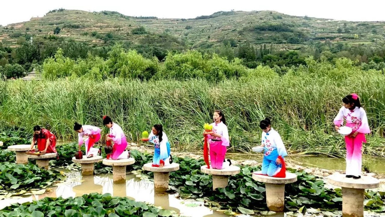 佳節劇照