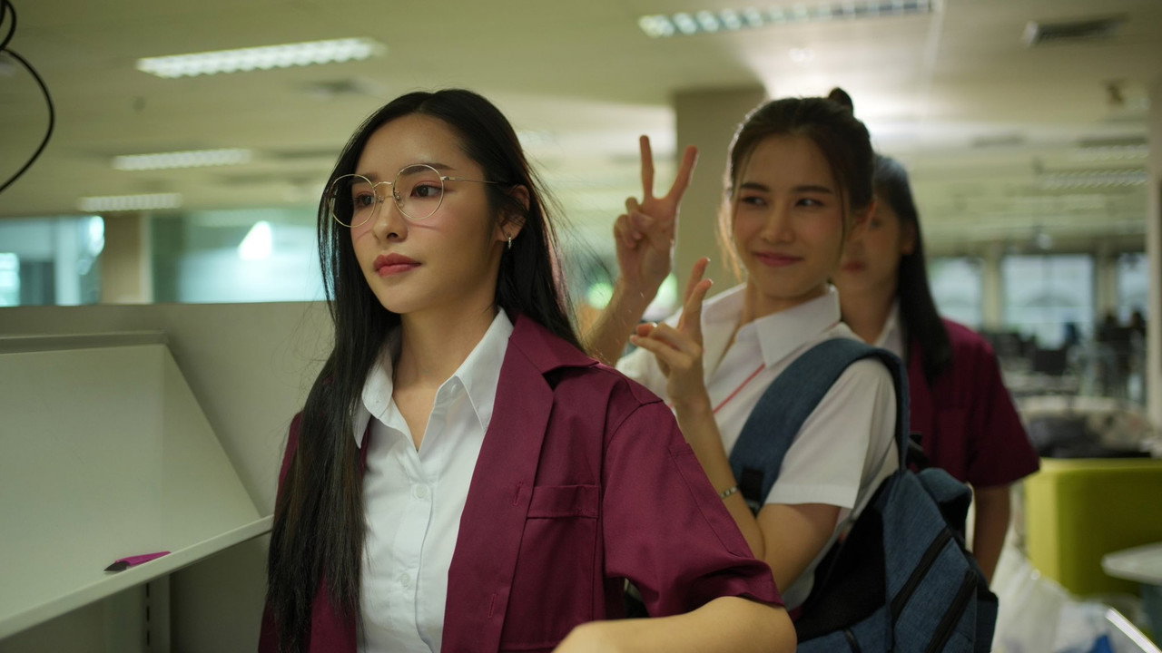 學姐，可以愛我嗎劇照