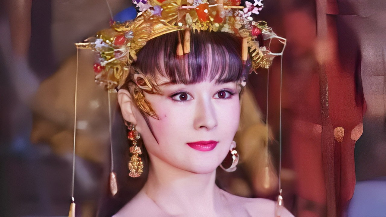 游龍驚鳳劇照