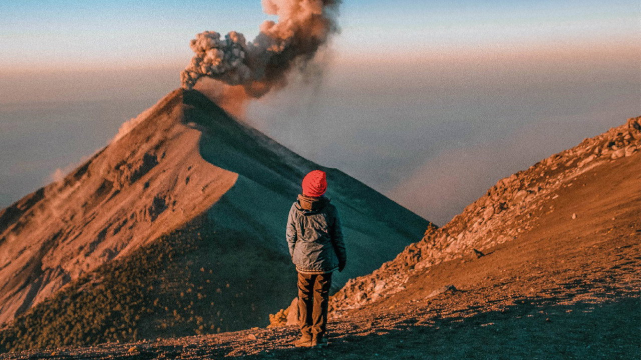 一起去爬火山嗎劇照