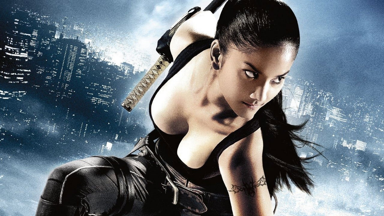 美女武士劇照