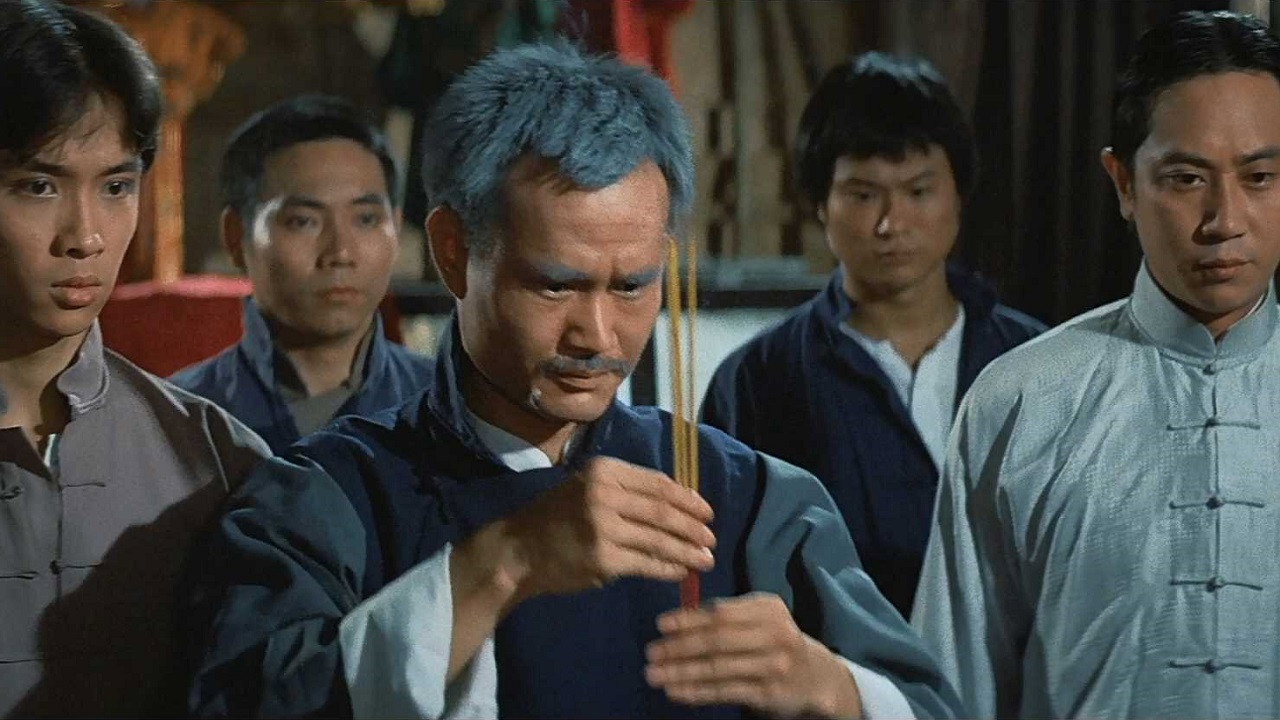 人嚇鬼劇照