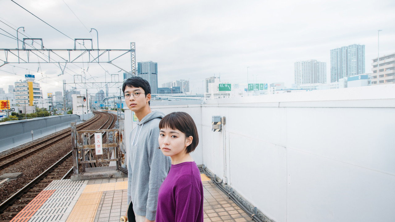 透視畫男孩，全景畫女孩劇照