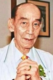 關德興