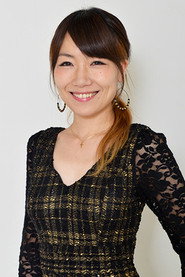 小巖崎小惠