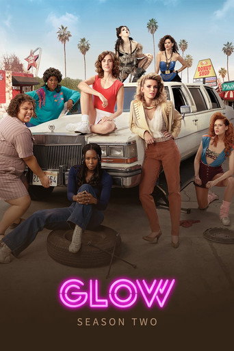 GLOW:華麗女子摔角聯盟 第 2 季海報
